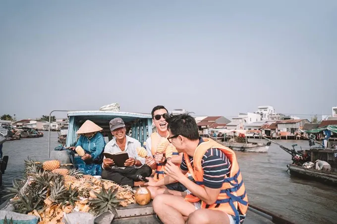 Chợ nổi Cái Răng